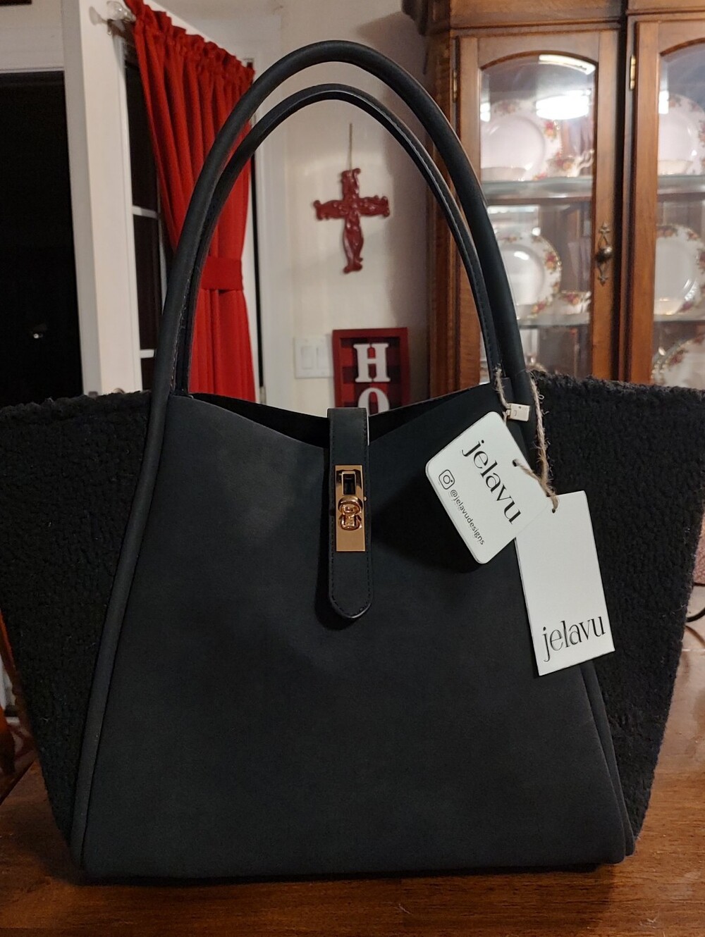 Jelavu Black Structured Tote with Gold Accent